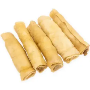 Przysmaki dla psa 4DOGS skóra jagnięca rollo 15cm 5szt